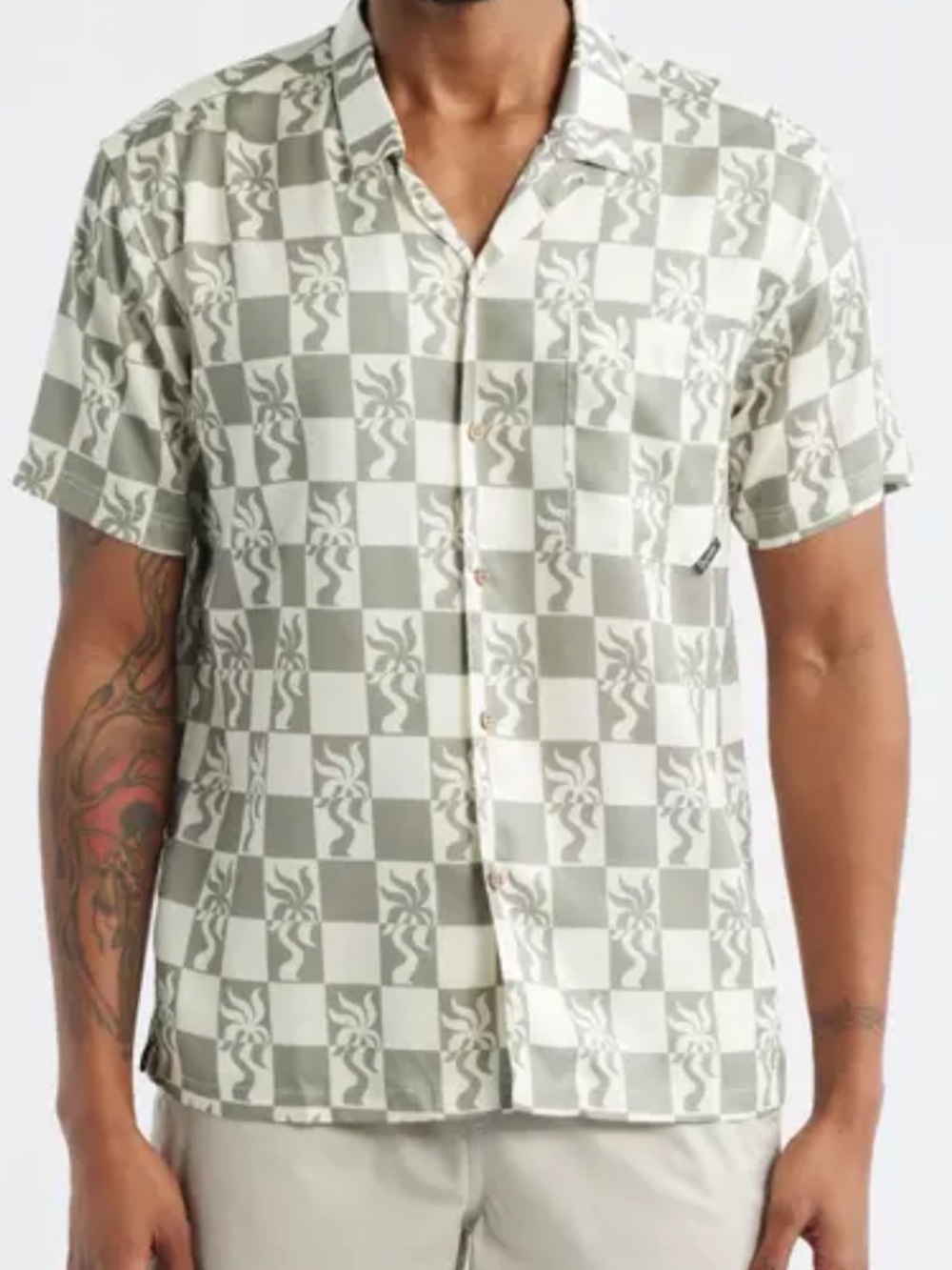 Boardies Clara Palm Print Camp Shirt Button Front Short Sleeve Sz L
